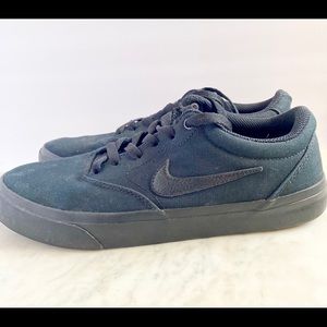 Nike SB M7.5/W9.5